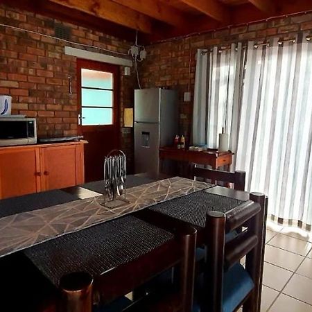 Cozy Cottage +/- 500M From The Beach Cidade Do Cabo Exterior foto